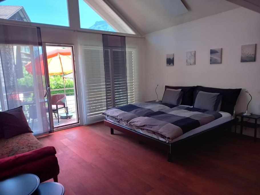 New.. Matten Central Family Suite, Sleeps 4 Matten bei Interlaken Exterior photo